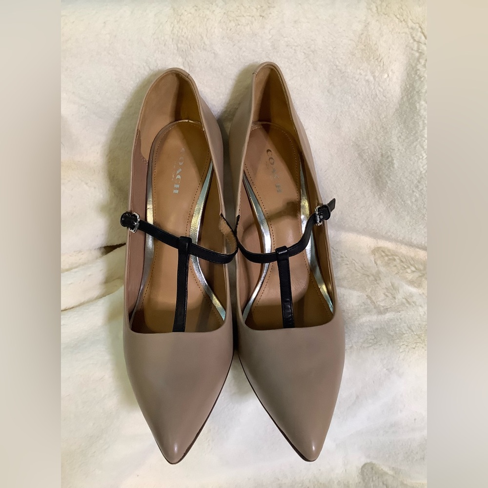 Coach Heels 8.5